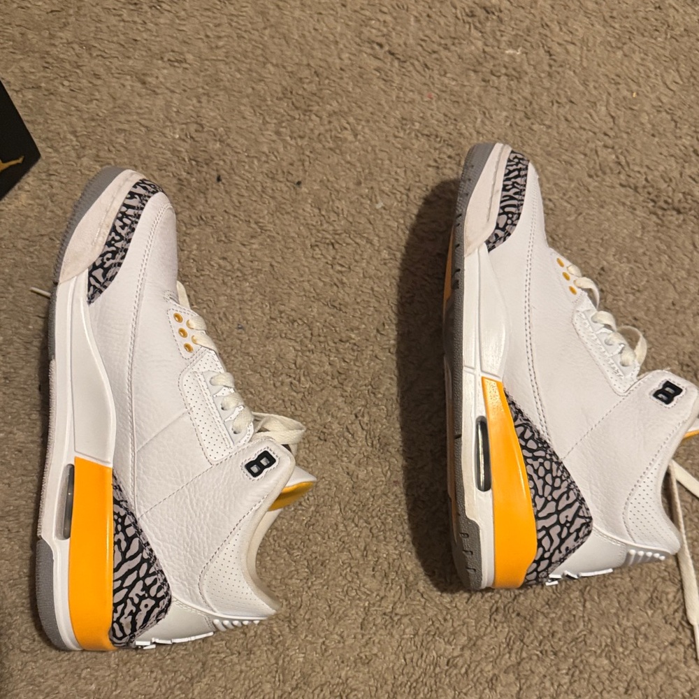 Wmns Air Jordan 3 Retro laser with box - Picture 3 of 4